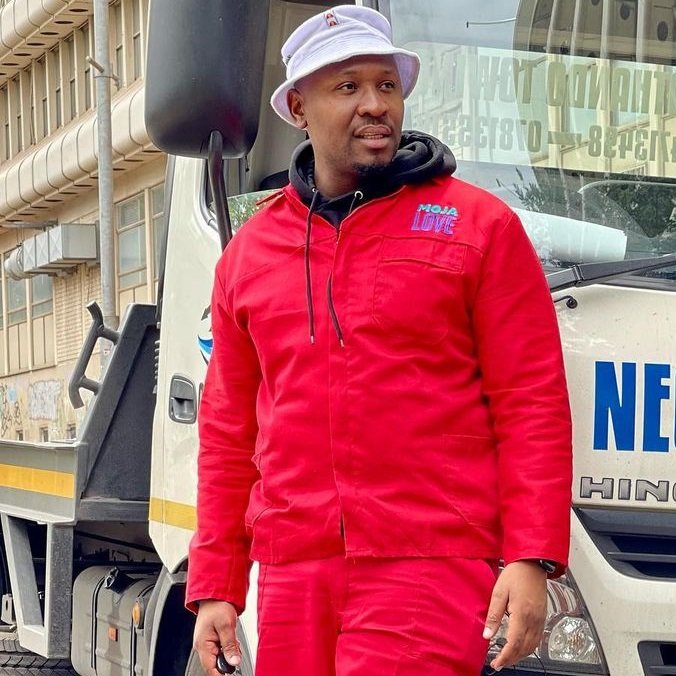 Xolani Maphanga biography