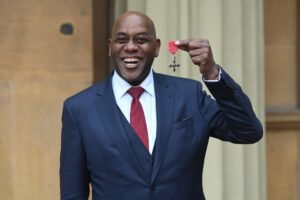 Ainsley-Harriott-1.jpg