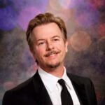 David-Spade-Biography-Net-Worth-Wife-Age-Children-Movies-Daughter-TV-Shows-Height-Parents.jpg