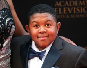 Emmanuel-Lewis-Who-is-the-star-actors-wife.jpg