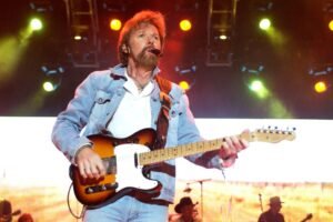 Ronnie-Dunn-1.jpg